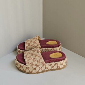 Gucci (knck off) Beige and Burgundy Chunky Slides